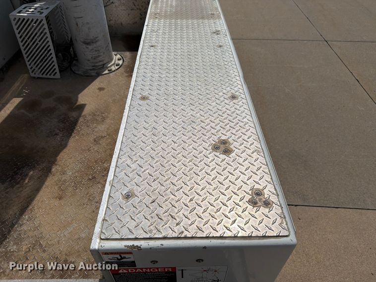 image for item FH6289 2017 RAM 5500HD bucket truck