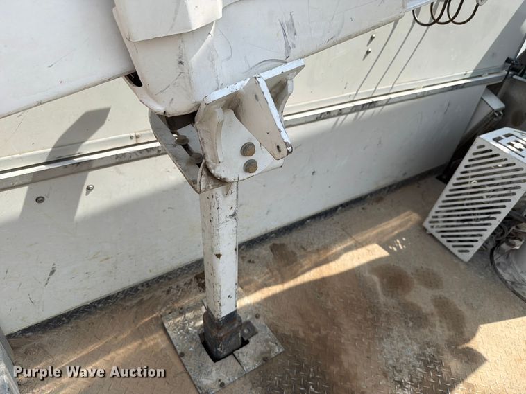 image for item FH6289 2017 RAM 5500HD bucket truck