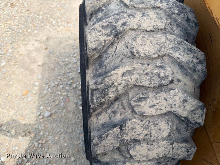 image for item FH6292 1996 Case 1845C uni-loader skid steer loader