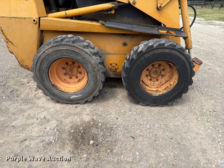 image for item FH6292 1996 Case 1845C uni-loader skid steer loader