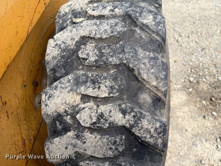 image for item FH6292 1996 Case 1845C uni-loader skid steer loader