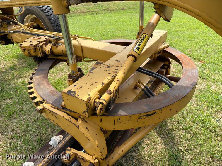 image for item FH6293 1987 Fiatallis 65B rigid frame motor grader