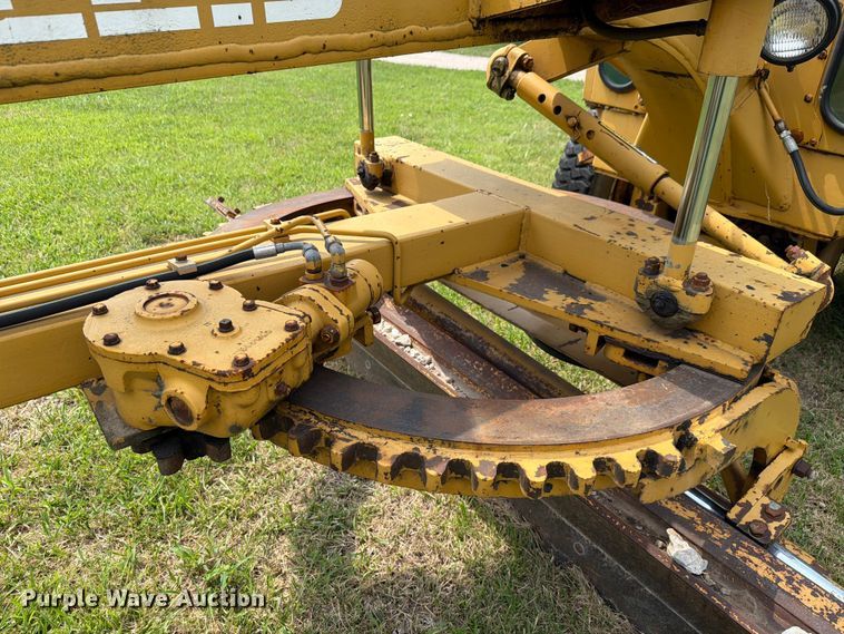 image for item FH6293 1987 Fiatallis 65B rigid frame motor grader