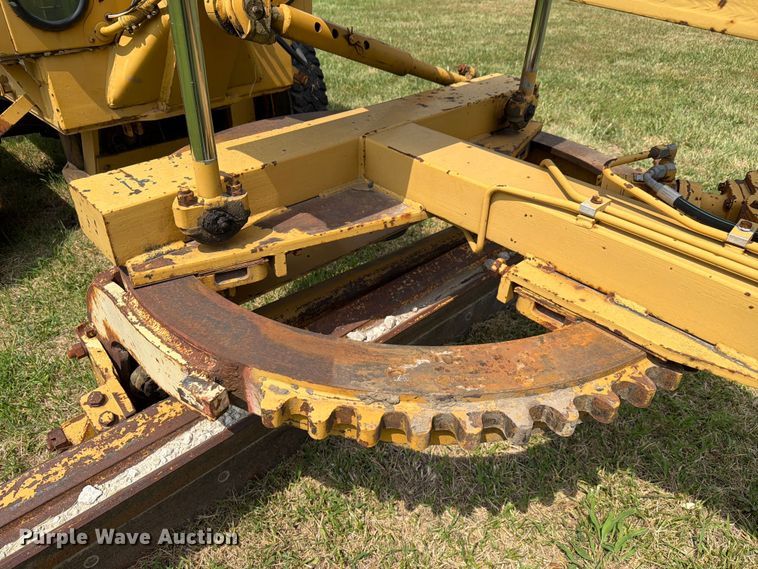 image for item FH6293 1987 Fiatallis 65B rigid frame motor grader