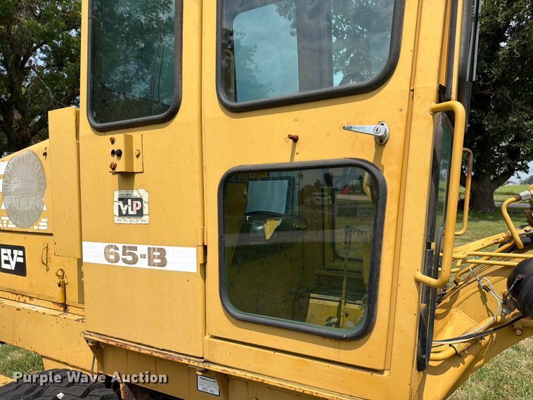 image for item FH6293 1987 Fiatallis 65B rigid frame motor grader
