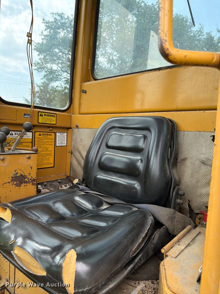 image for item FH6293 1987 Fiatallis 65B rigid frame motor grader