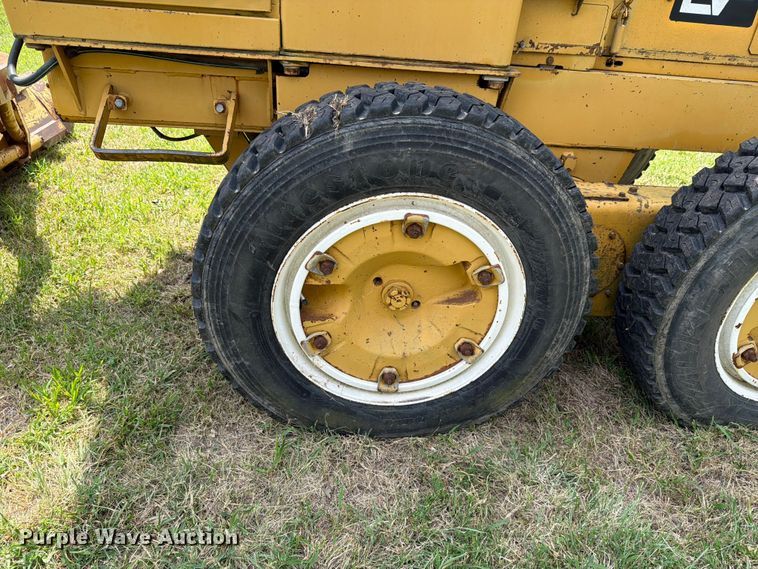 image for item FH6293 1987 Fiatallis 65B rigid frame motor grader