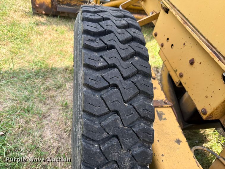 image for item FH6293 1987 Fiatallis 65B rigid frame motor grader