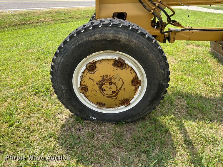 image for item FH6293 1987 Fiatallis 65B rigid frame motor grader