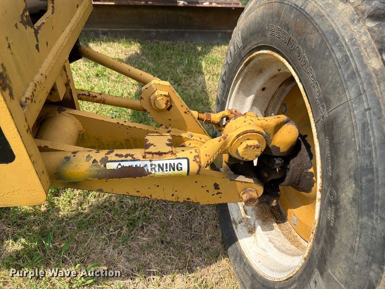 image for item FH6293 1987 Fiatallis 65B rigid frame motor grader