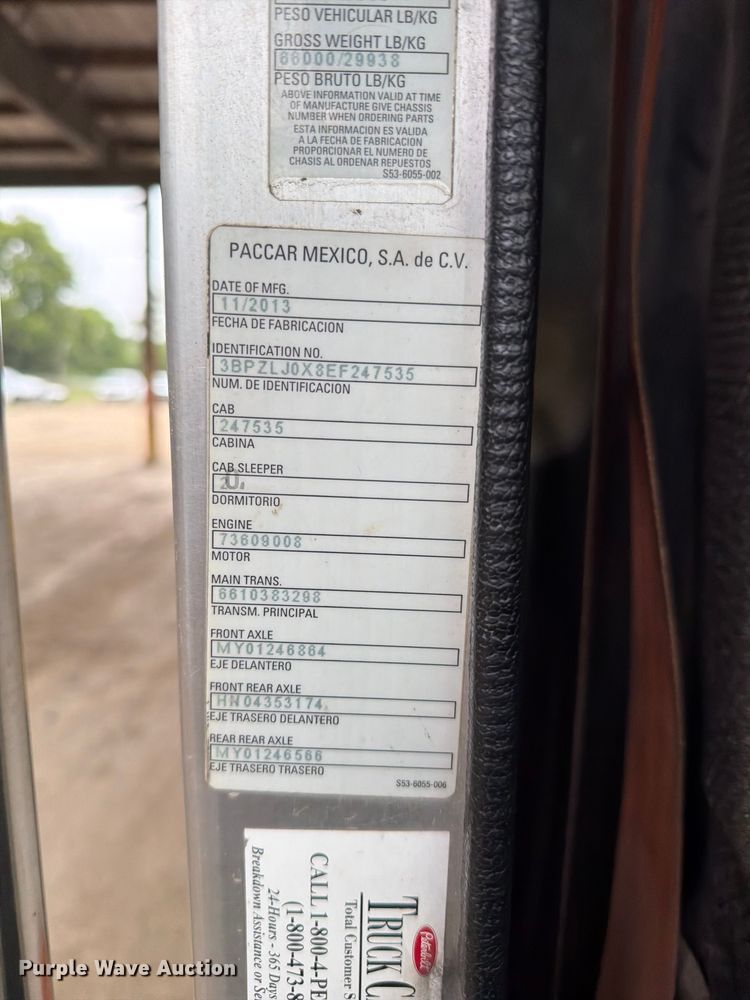 image for item FH6344 2014 Peterbilt 320 refuse truck