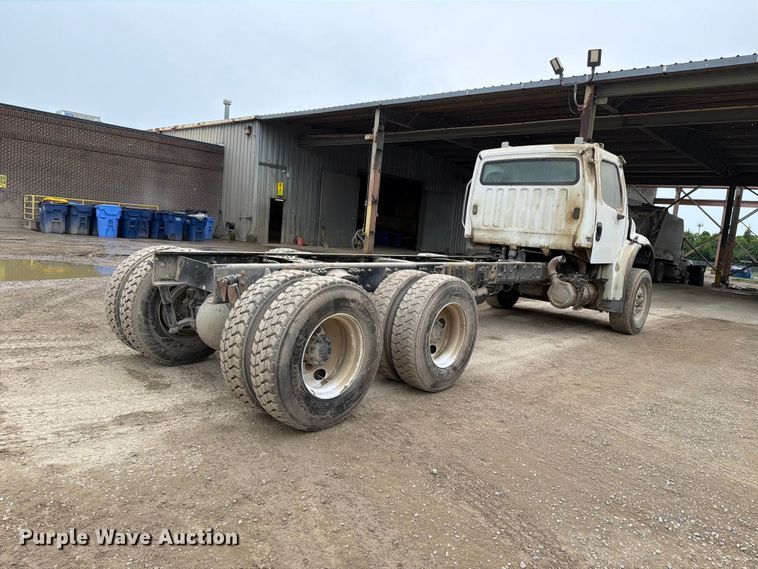 image for item FH6345 2022 Freightliner M2 106 truck cab and chassis