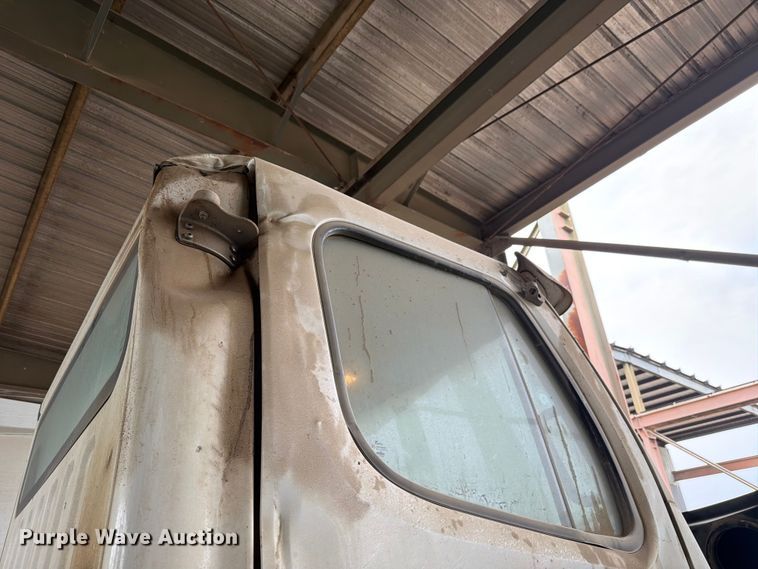 image for item FH6345 2022 Freightliner M2 106 truck cab and chassis