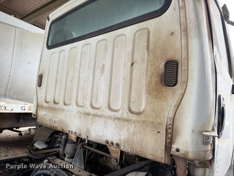 image for item FH6345 2022 Freightliner M2 106 truck cab and chassis