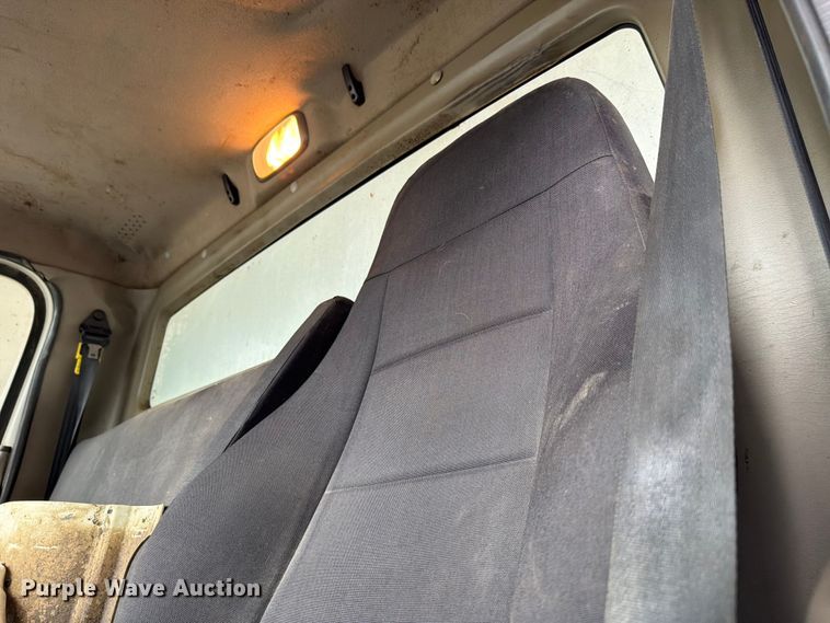 image for item FH6345 2022 Freightliner M2 106 truck cab and chassis