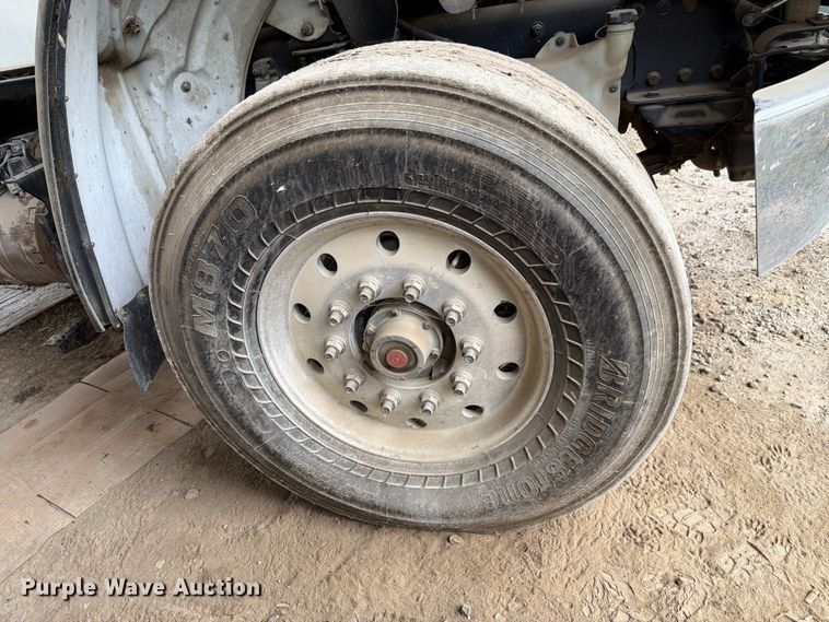 image for item FH6345 2022 Freightliner M2 106 truck cab and chassis