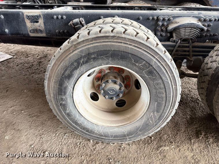 image for item FH6345 2022 Freightliner M2 106 truck cab and chassis