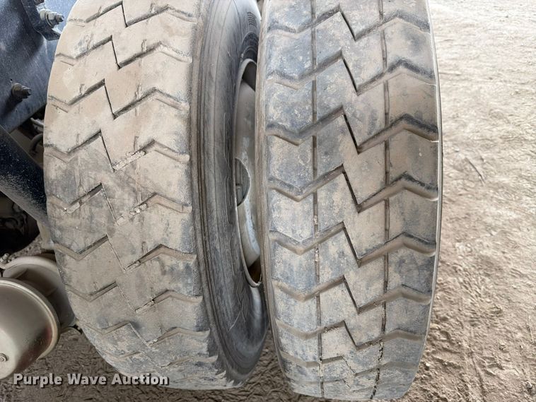 image for item FH6345 2022 Freightliner M2 106 truck cab and chassis