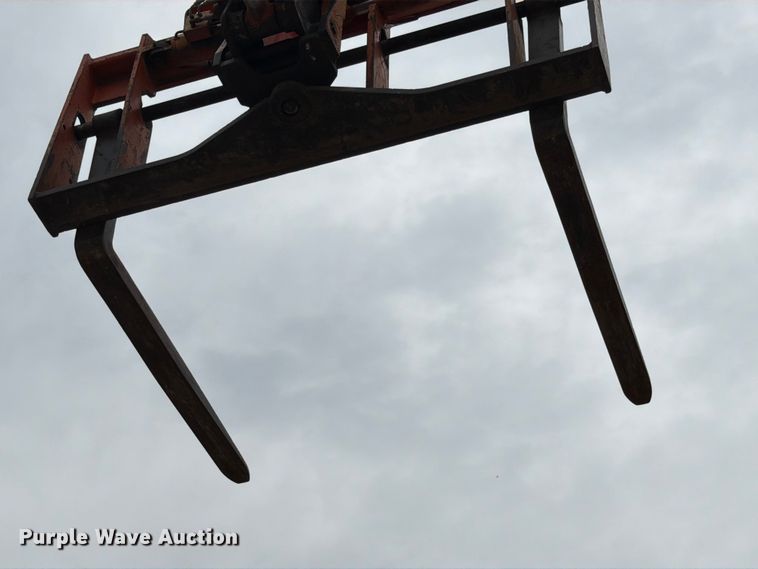 image for item FH6346 2003 Sky Trak 10054 Legacy telehandler