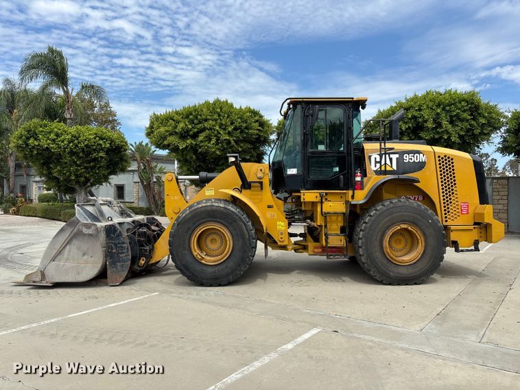 image for item FH7517 2015 Caterpillar 950M wheel loader