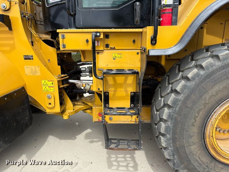 image for item FH7517 2015 Caterpillar 950M wheel loader