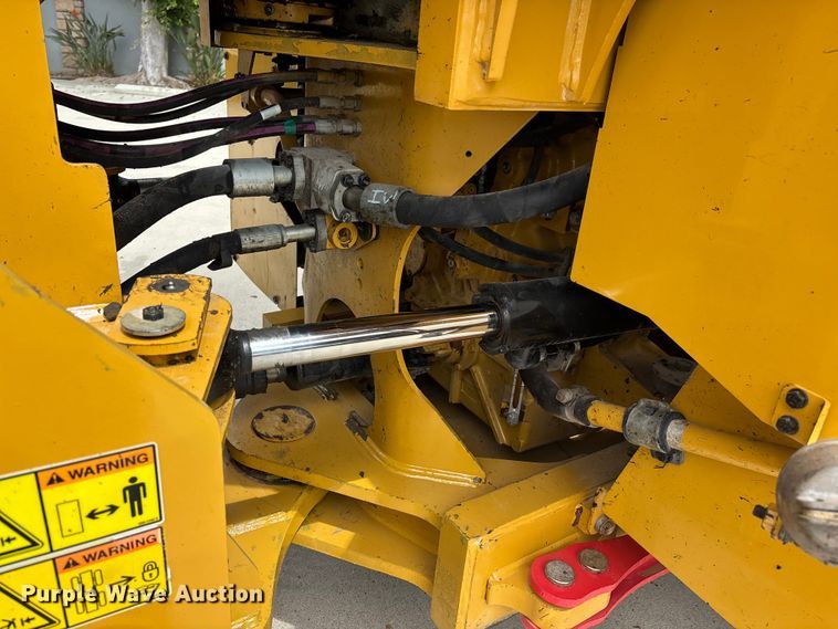 image for item FH7517 2015 Caterpillar 950M wheel loader