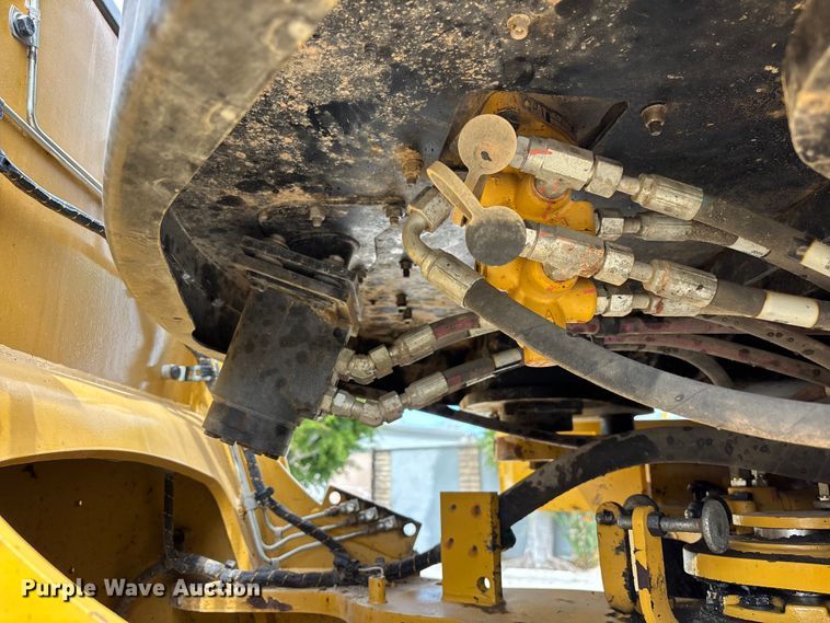 image for item FH7517 2015 Caterpillar 950M wheel loader