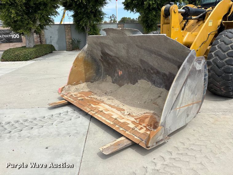 image for item FH7517 2015 Caterpillar 950M wheel loader