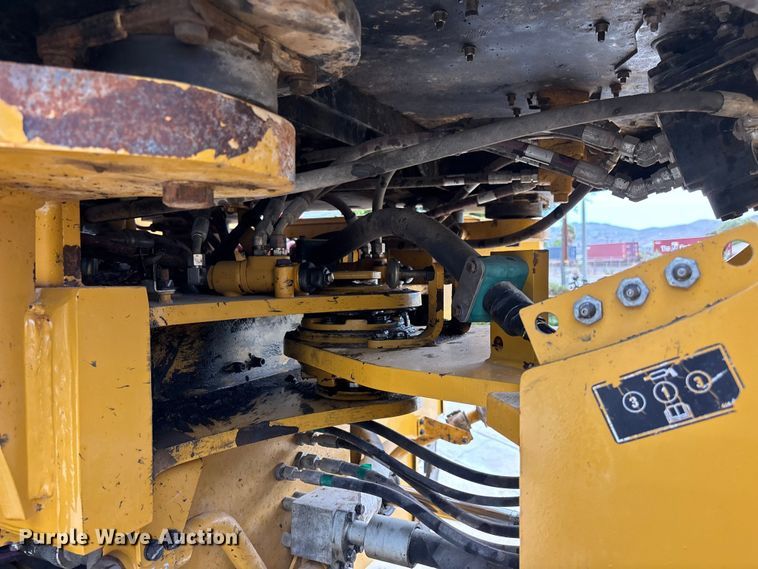 image for item FH7517 2015 Caterpillar 950M wheel loader