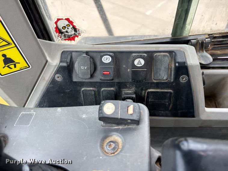 image for item FH7517 2015 Caterpillar 950M wheel loader