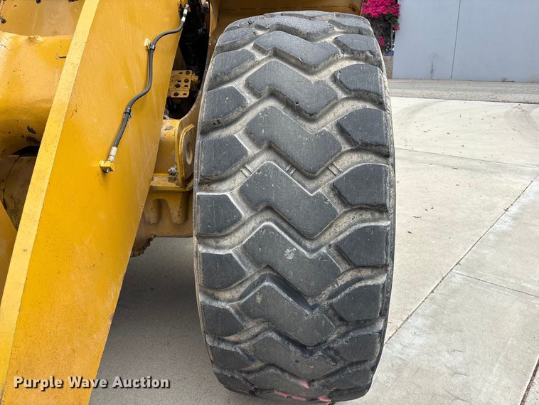 image for item FH7517 2015 Caterpillar 950M wheel loader