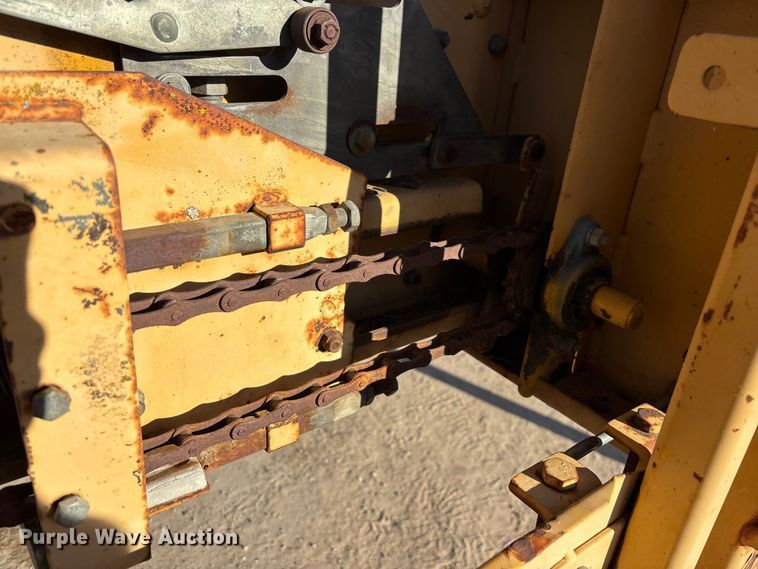 image for item FH7518 Bidwell 4800 bridge deck paver