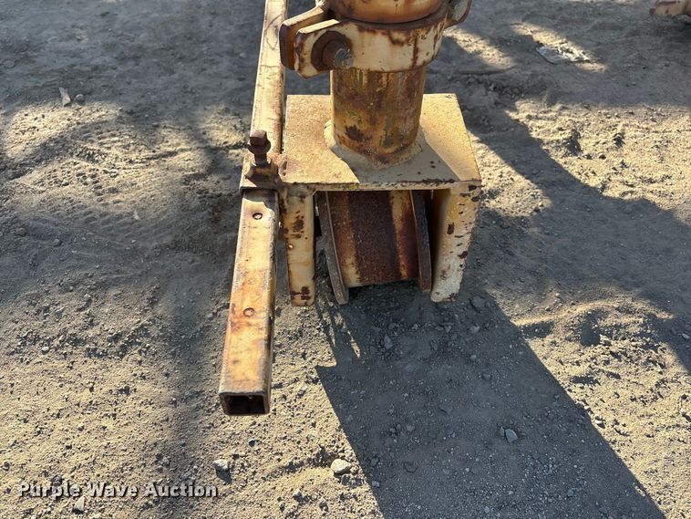 image for item FH7518 Bidwell 4800 bridge deck paver