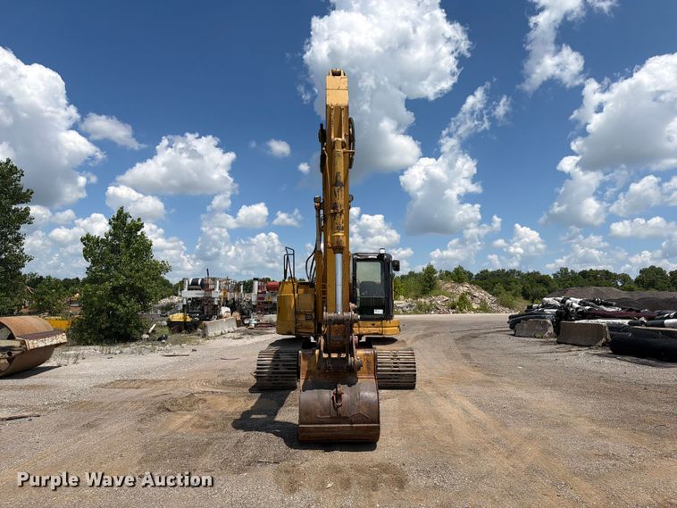 image for item FI0284 2004 Caterpillar 321C LCR excavator