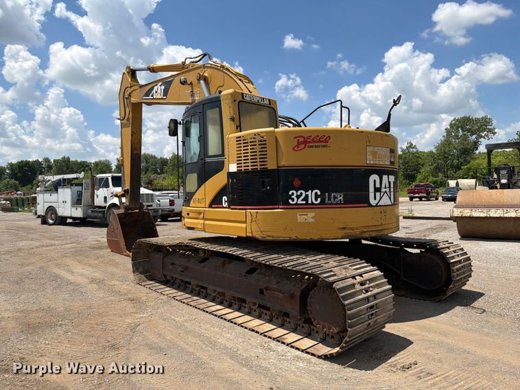 image for item FI0284 2004 Caterpillar 321C LCR excavator