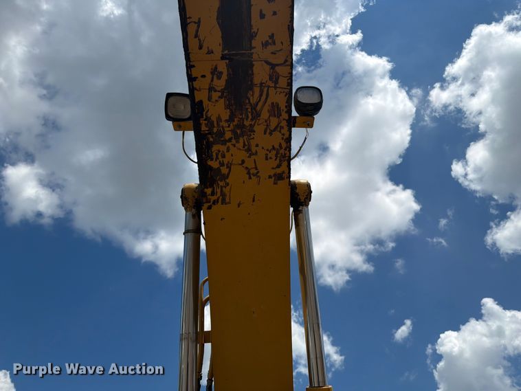 image for item FI0284 2004 Caterpillar 321C LCR excavator
