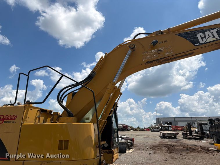 image for item FI0284 2004 Caterpillar 321C LCR excavator