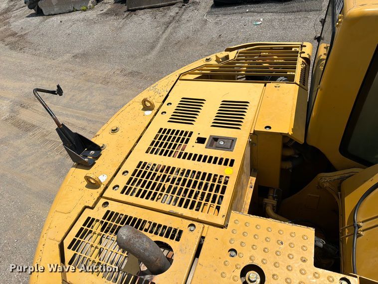 image for item FI0284 2004 Caterpillar 321C LCR excavator