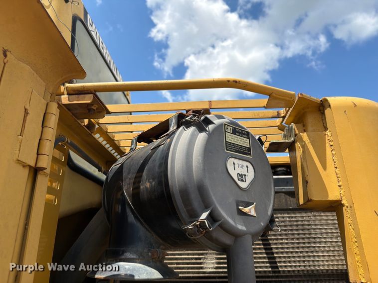 image for item FI0284 2004 Caterpillar 321C LCR excavator