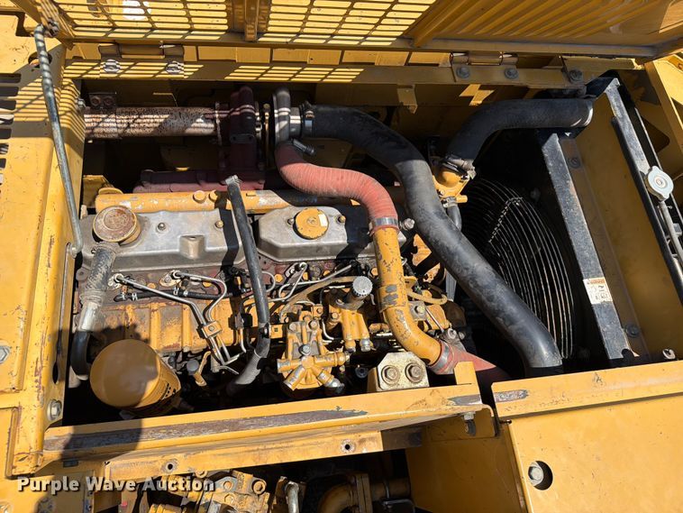 image for item FI0284 2004 Caterpillar 321C LCR excavator
