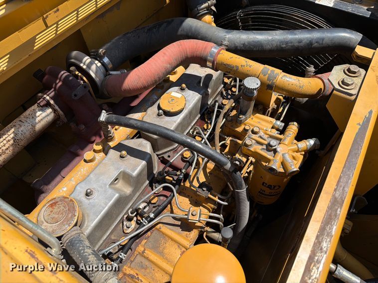 image for item FI0284 2004 Caterpillar 321C LCR excavator