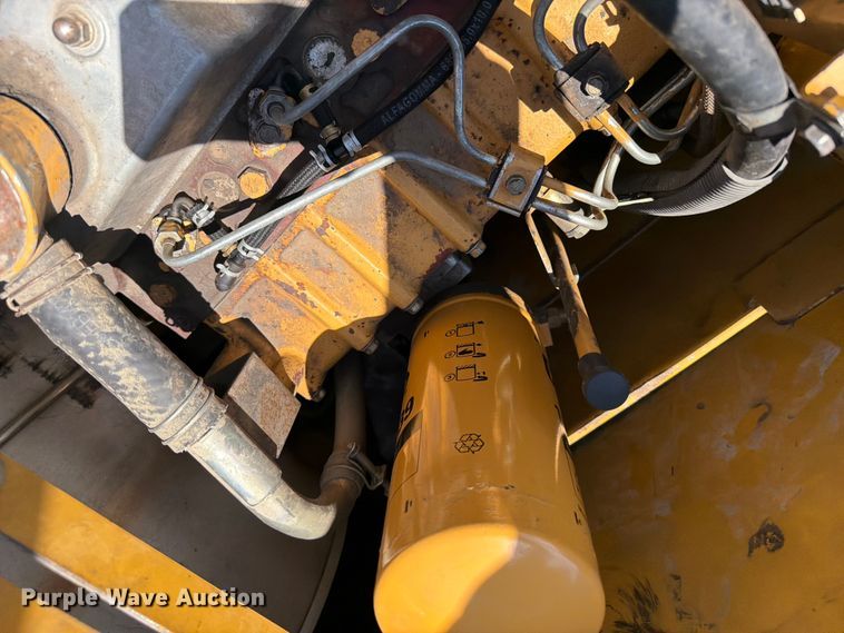 image for item FI0284 2004 Caterpillar 321C LCR excavator