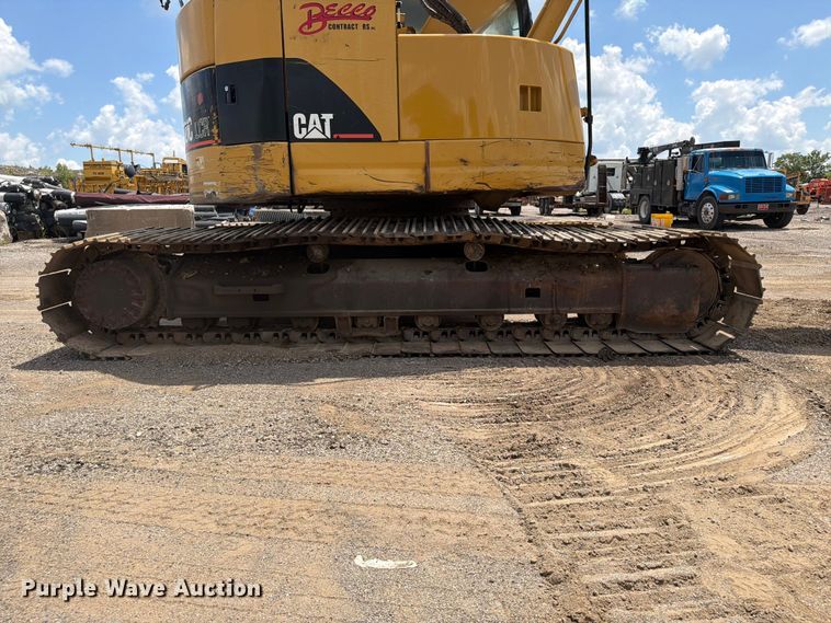 image for item FI0284 2004 Caterpillar 321C LCR excavator