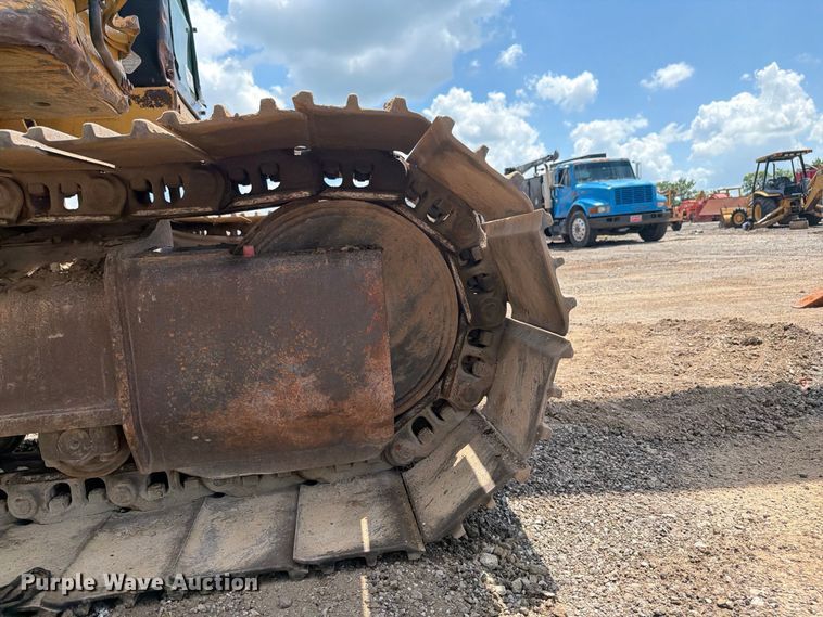 image for item FI0284 2004 Caterpillar 321C LCR excavator