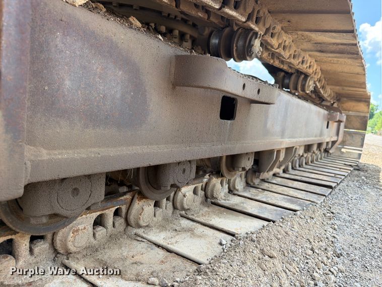 image for item FI0284 2004 Caterpillar 321C LCR excavator