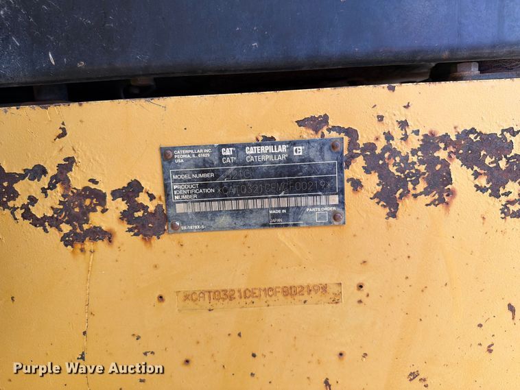 image for item FI0284 2004 Caterpillar 321C LCR excavator