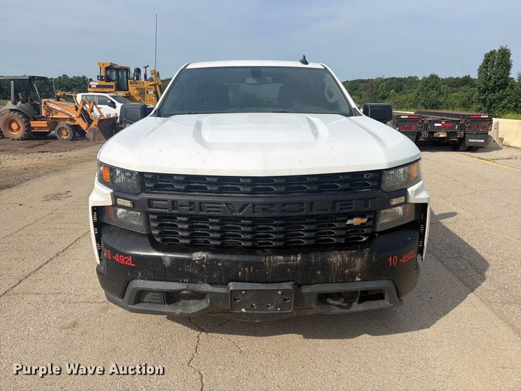 image for item FI0310 2020 Chevrolet Silverado Crew Cab pickup truck