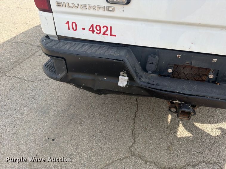 image for item FI0310 2020 Chevrolet Silverado Crew Cab pickup truck