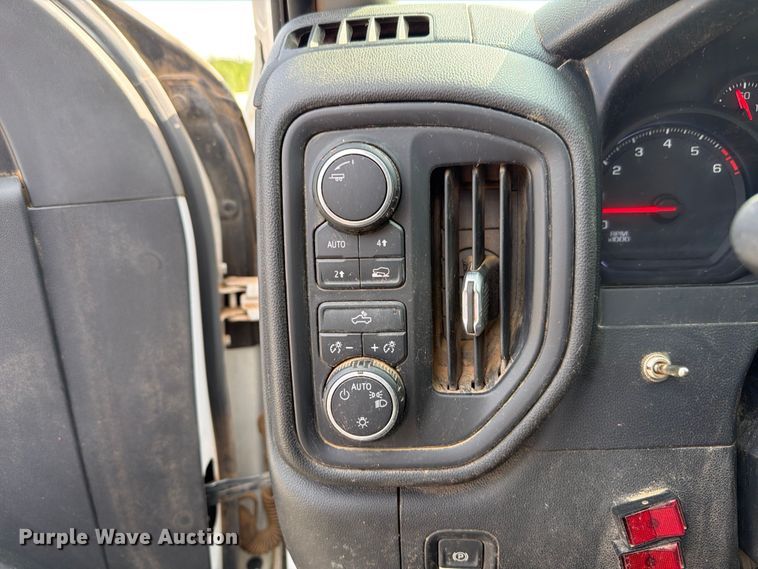 image for item FI0310 2020 Chevrolet Silverado Crew Cab pickup truck