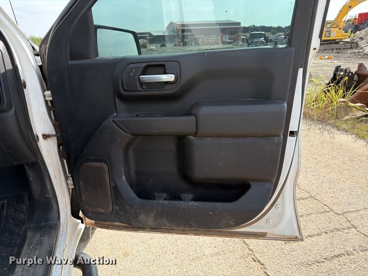 image for item FI0310 2020 Chevrolet Silverado Crew Cab pickup truck